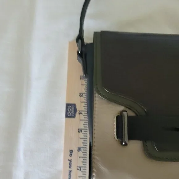 Vince Camuto Crossbody Bag Purse Brown Green Tan Fall Colors - Picture 12 of 15